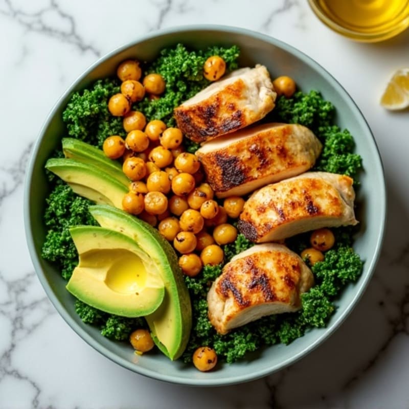 Crunchy Avocado Kale Bowl with Citrus Vinaigrette