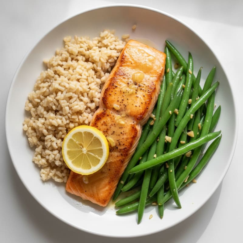 Seared Salmon Fillet with Garlic Green Beans and Brown Rice