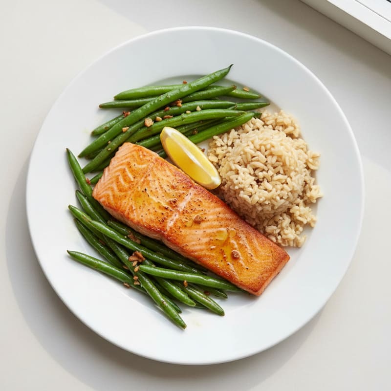 Seared Salmon Fillet with Garlic Green Beans and Brown Rice