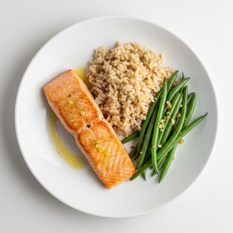 Seared Salmon Fillet with Garlic Green Beans and Brown Rice