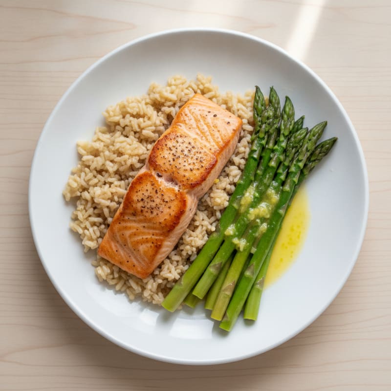 Seared Salmon with Steamed Asparagus and Brown Rice