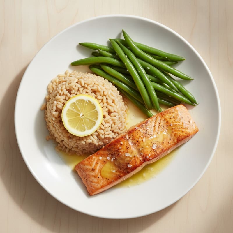 Seared Salmon Fillet with Steamed Green Beans and Brown Rice