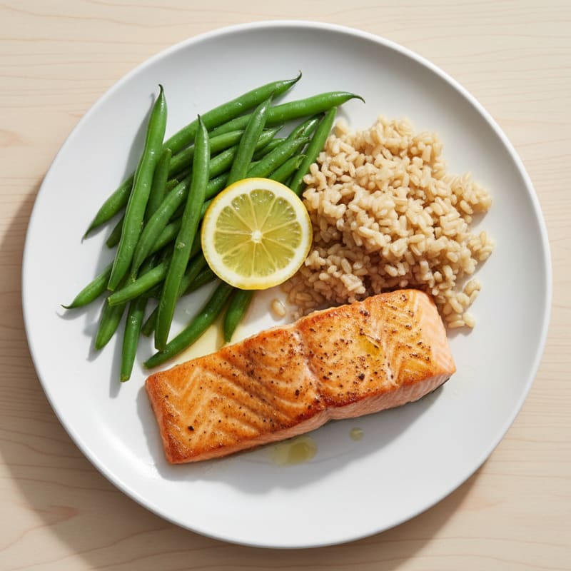 Seared Salmon with Steamed Green Beans and Brown Rice
