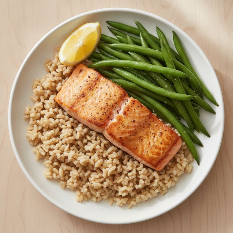 Seared Salmon with Steamed Green Beans and Brown Rice