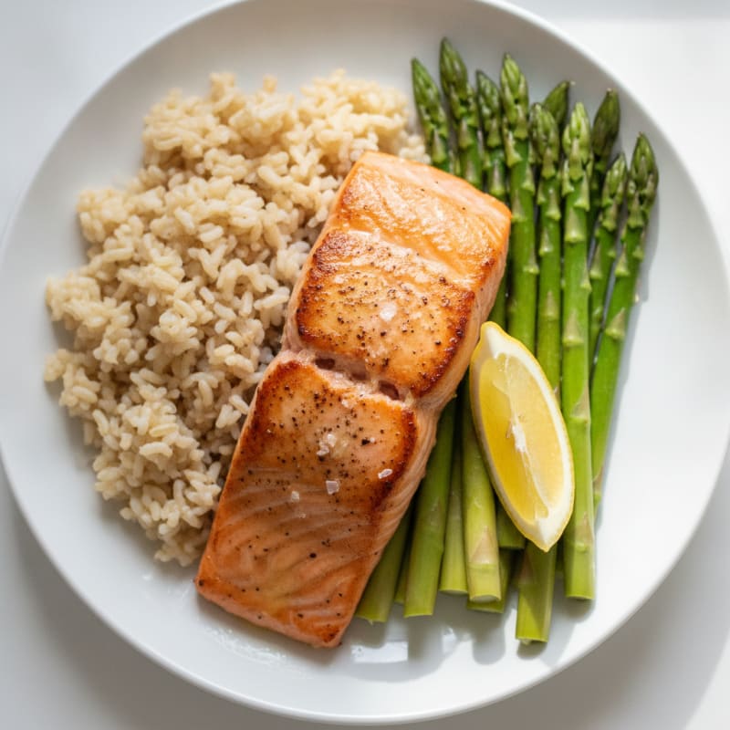 Seared Salmon Fillet with Steamed Asparagus and Brown Rice