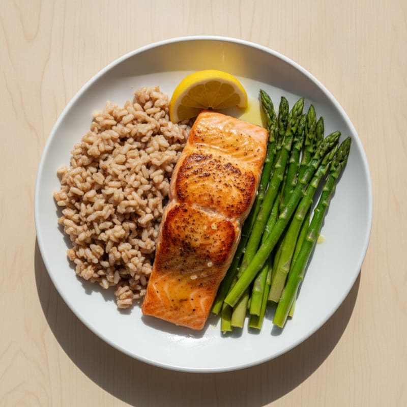 Seared Salmon with Steamed Asparagus and Brown Rice