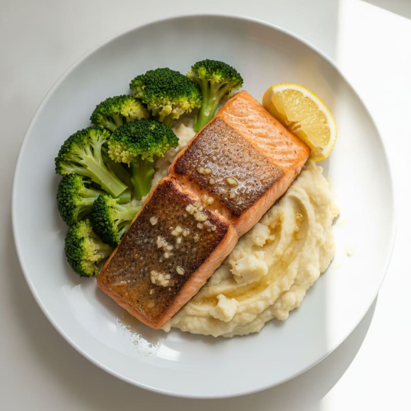 Seared Salmon Fillet with Steamed Broccoli and Garlic Cauliflower Mash