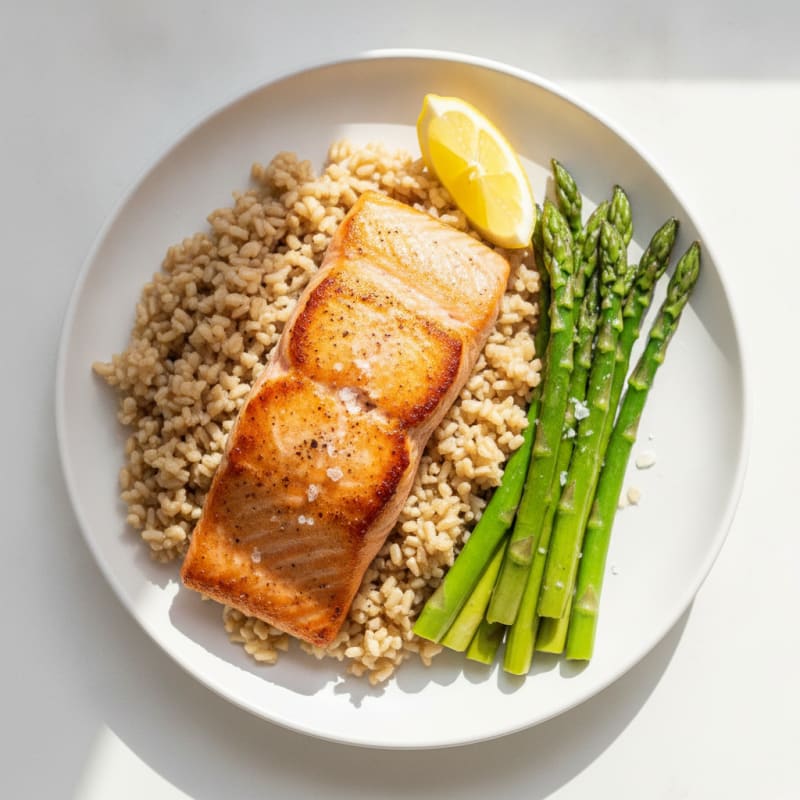Seared Salmon Fillet with Steamed Asparagus and Brown Rice