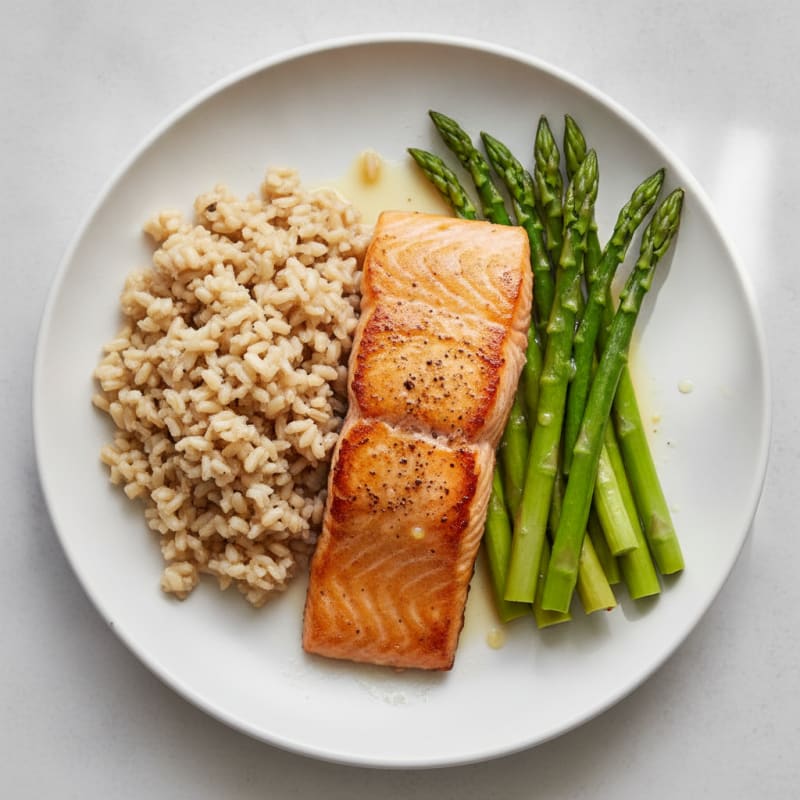 Seared Salmon Fillet with Steamed Asparagus and Brown Rice