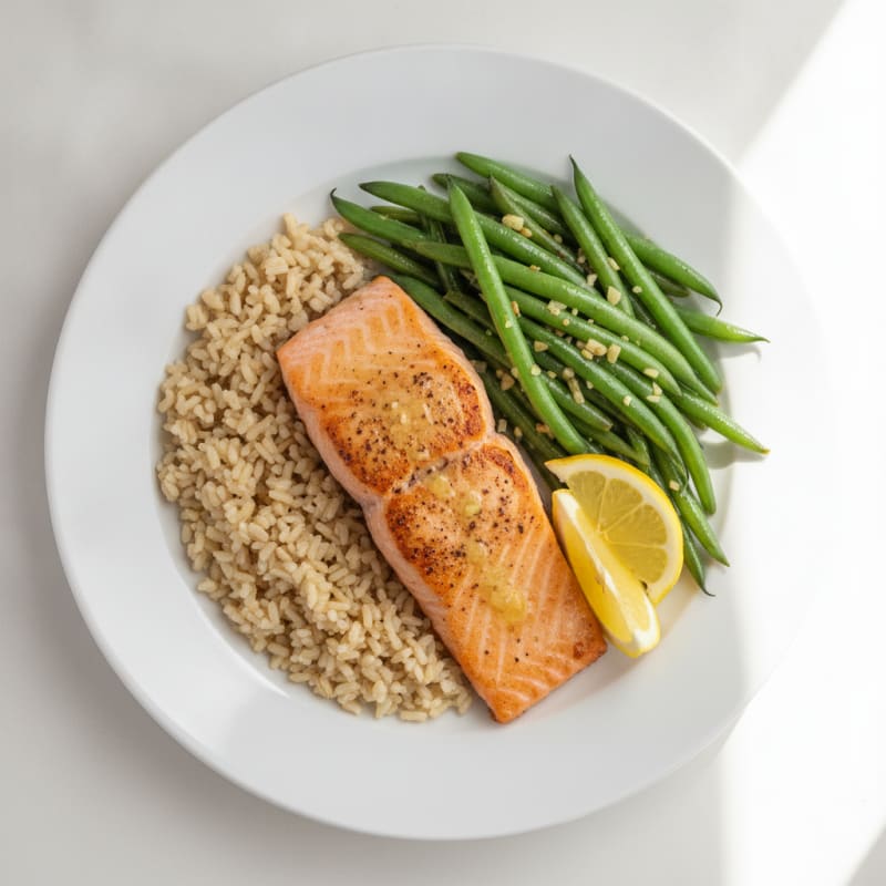 Seared Salmon Fillet with Garlic Green Beans and Brown Rice