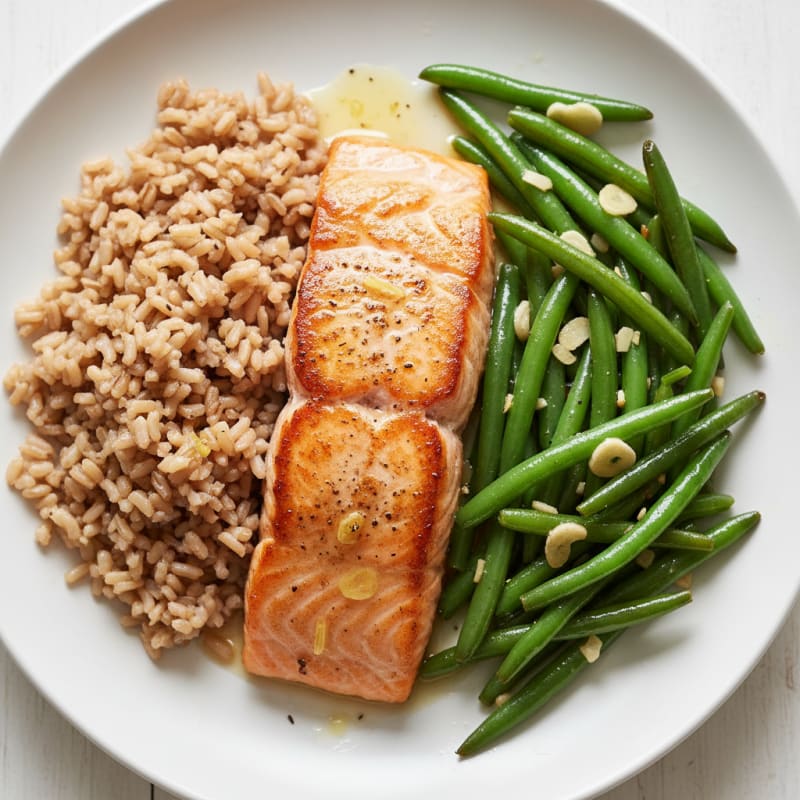 Seared Salmon Fillet with Garlic Green Beans and Brown Rice