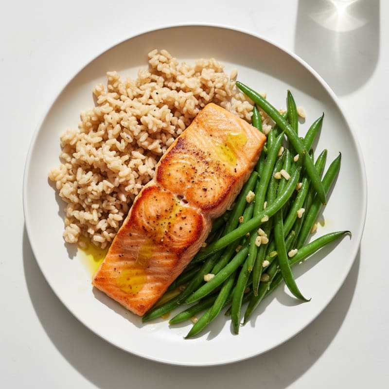 Seared Salmon Fillet with Garlic Green Beans and Brown Rice