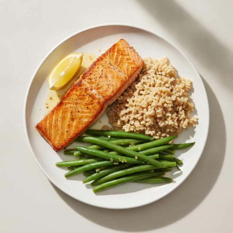 Seared Salmon with Steamed Green Beans and Brown Rice