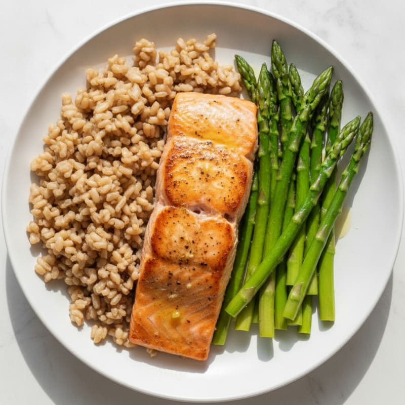 Seared Salmon with Steamed Asparagus and Brown Rice