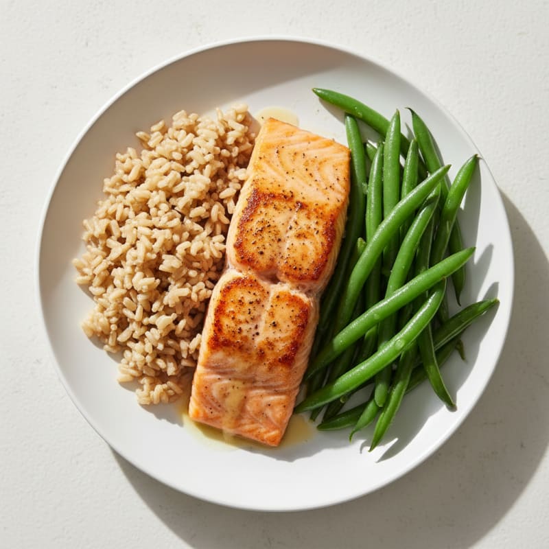 Seared Salmon with Steamed Green Beans and Brown Rice
