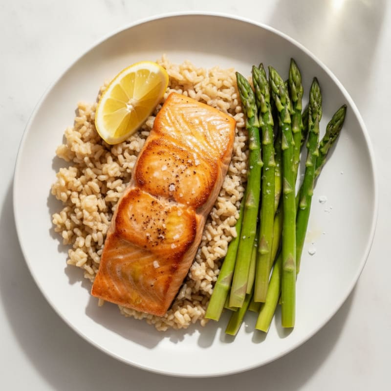 Seared Salmon Fillet with Steamed Asparagus and Brown Rice