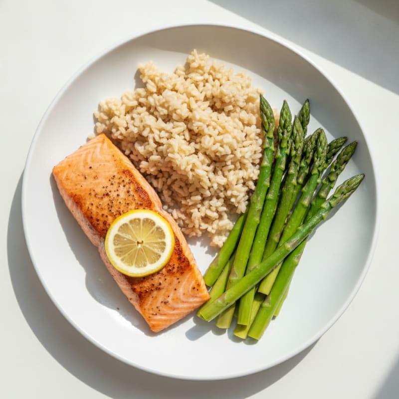 Seared Salmon with Steamed Asparagus and Brown Rice