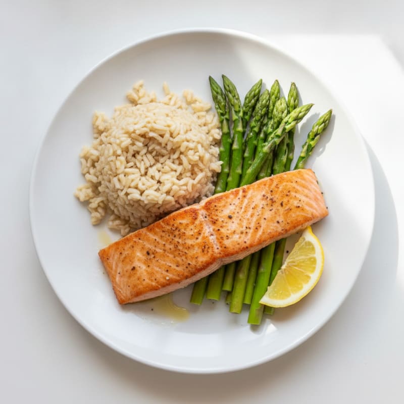 Seared Salmon Fillet with Steamed Asparagus and Brown Rice
