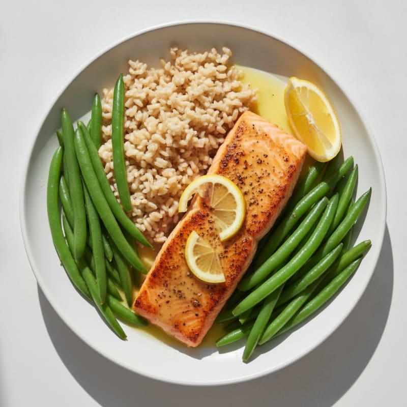 Seared Salmon with Steamed Green Beans and Brown Rice
