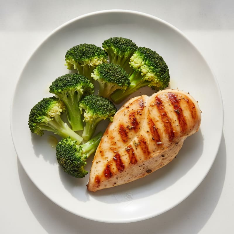 Grilled Chicken Breast with Steamed Broccoli