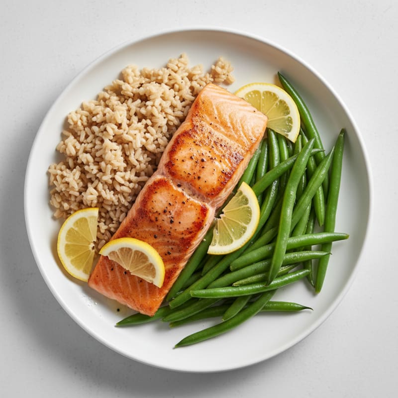 Seared Salmon with Steamed Green Beans and Brown Rice