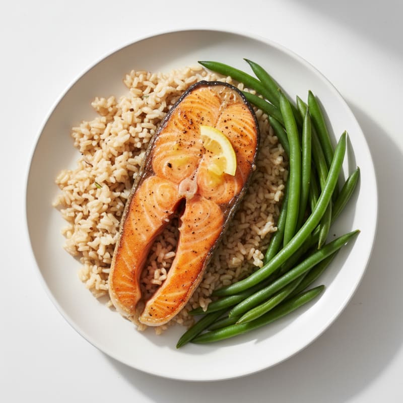 Seared Salmon with Steamed Green Beans and Brown Rice