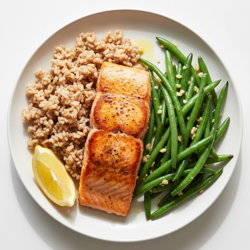Seared Salmon Fillet with Garlic Green Beans and Brown Rice