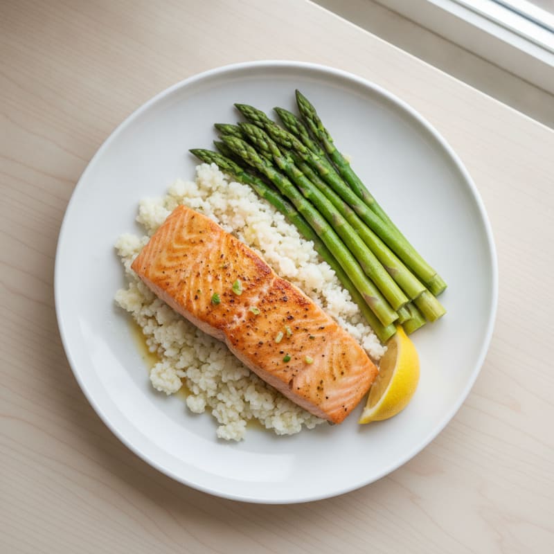 Seared Salmon with Steamed Asparagus and Cauliflower Rice