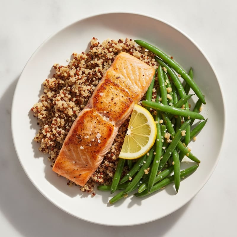 Seared Salmon Fillet with Quinoa and Garlic Green Beans