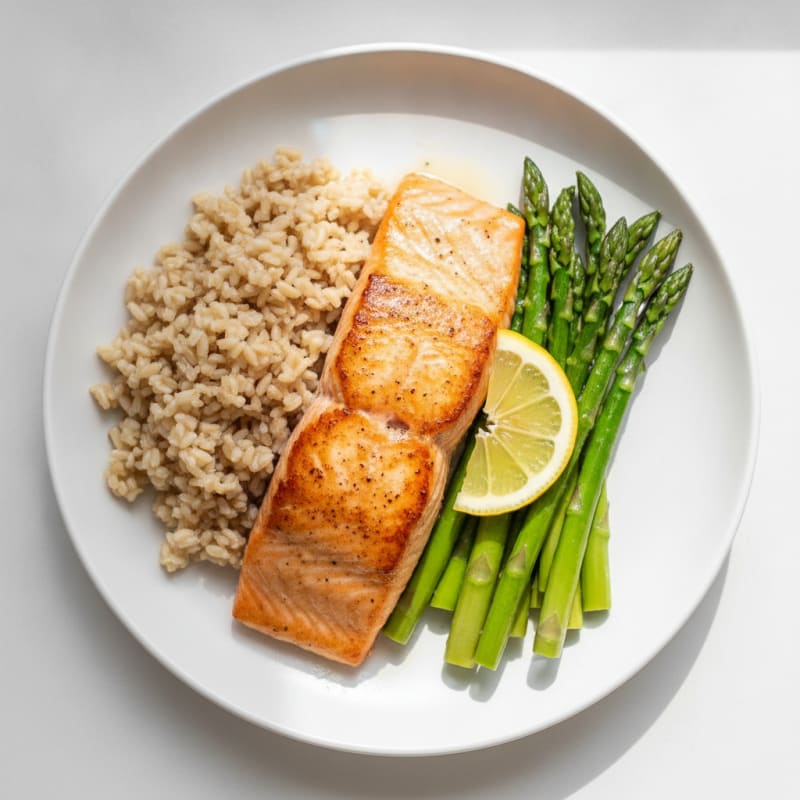 Seared Salmon with Steamed Asparagus and Brown Rice