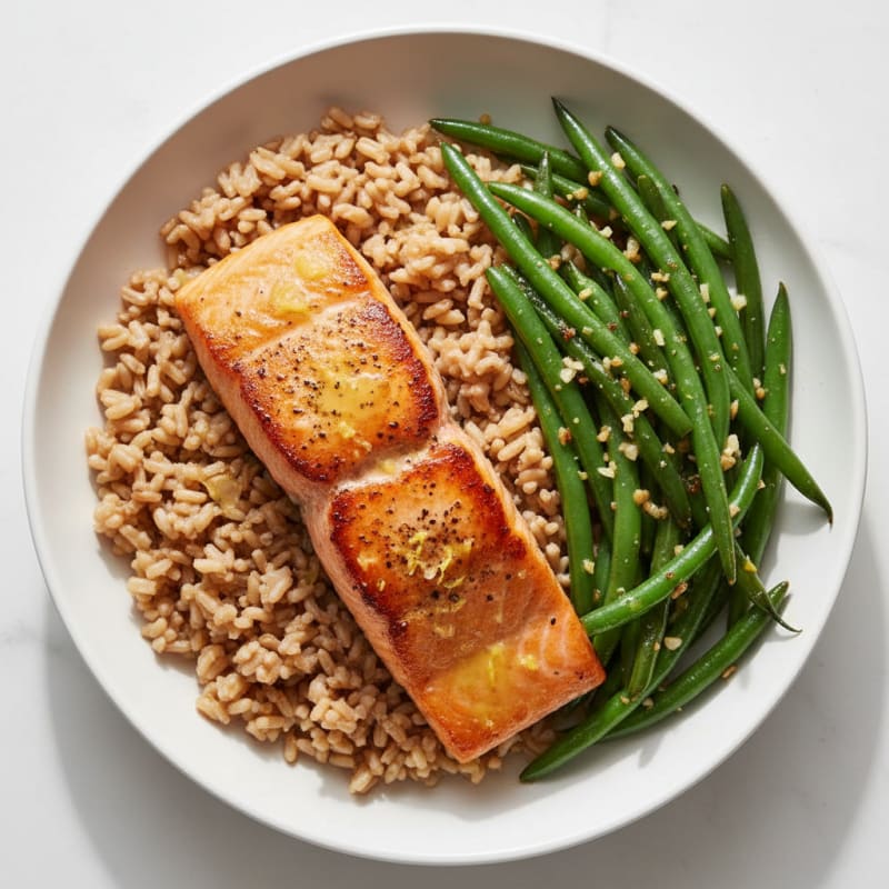 Seared Salmon Fillet with Garlic Green Beans and Brown Rice