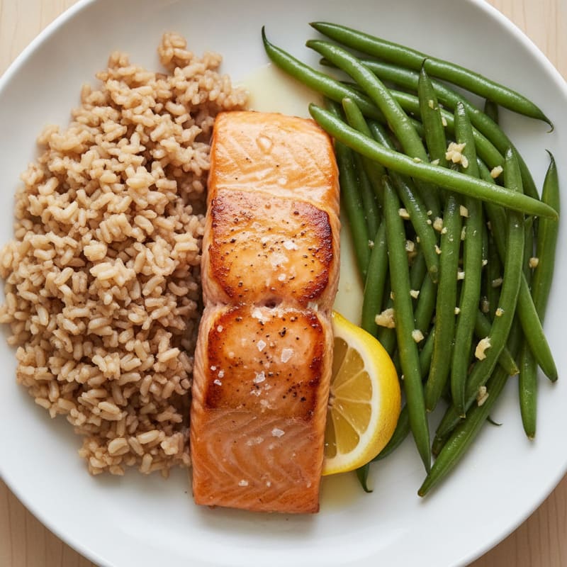 Seared Salmon Fillet with Garlic Green Beans and Brown Rice
