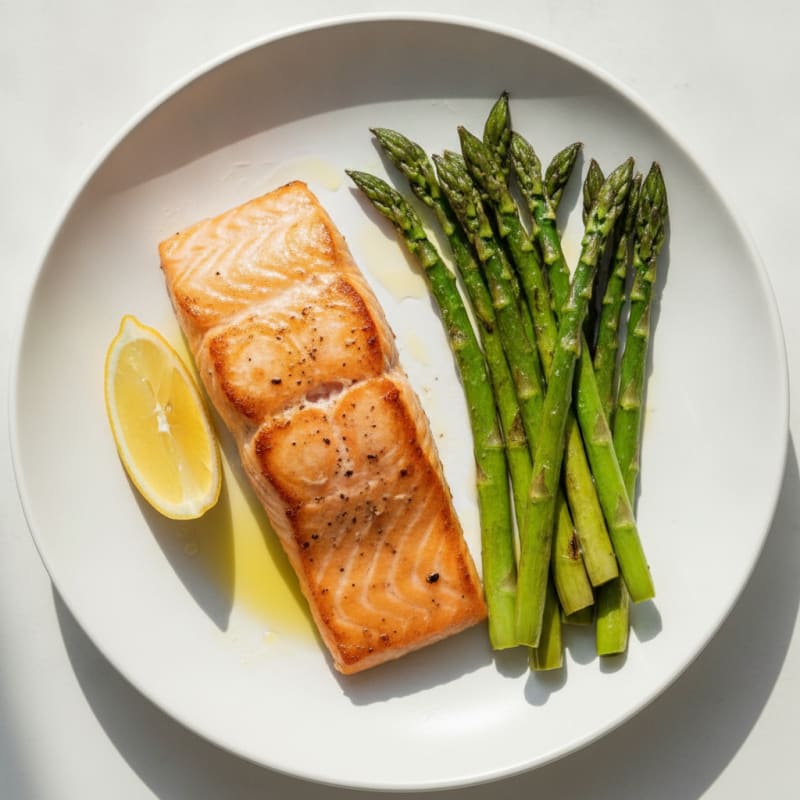 Seared Salmon Fillet with Roasted Asparagus