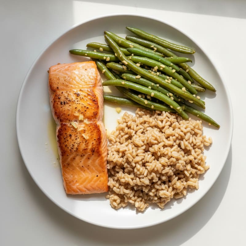 Seared Salmon Fillet with Garlic Green Beans and Brown Rice