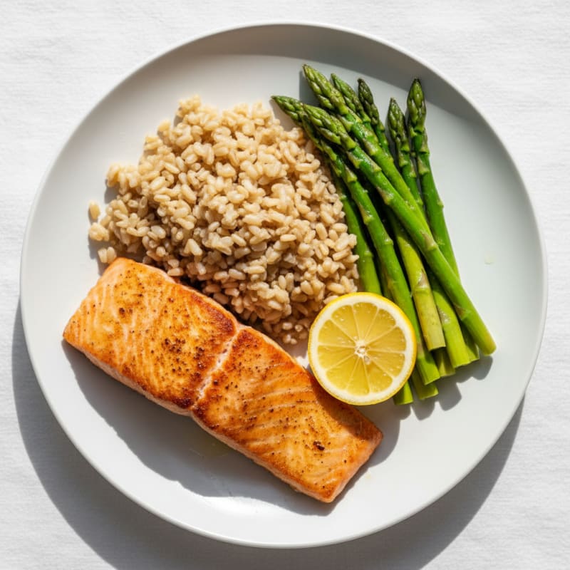 Seared Salmon Fillet with Steamed Asparagus and Brown Rice