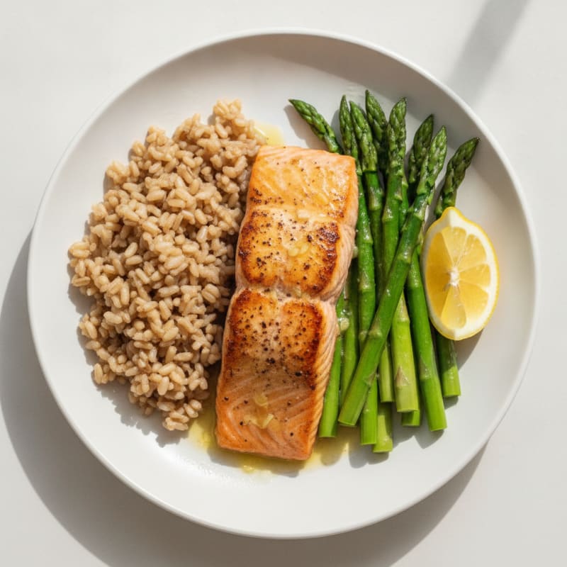 Seared Salmon Fillet with Steamed Asparagus and Brown Rice