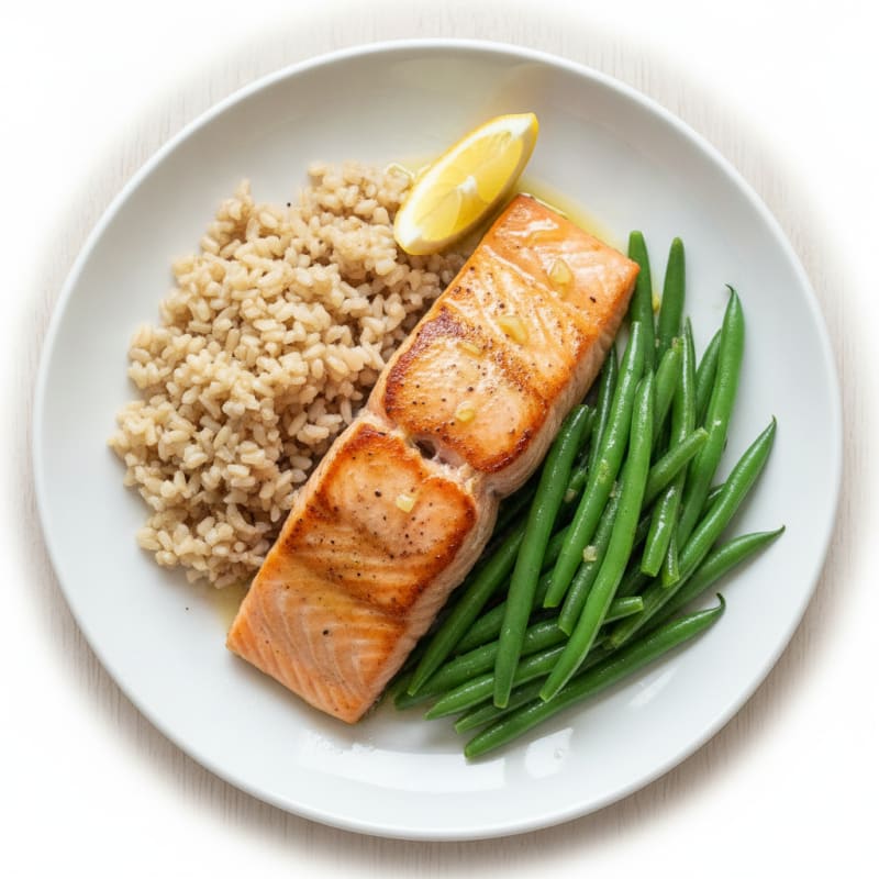 Seared Salmon with Steamed Green Beans and Brown Rice