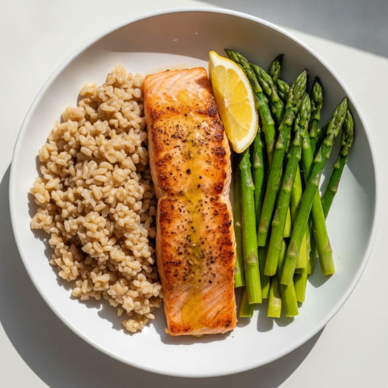 Seared Salmon with Steamed Asparagus and Brown Rice
