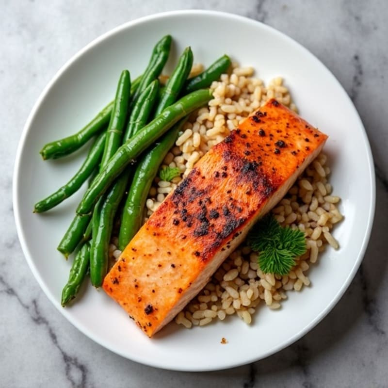 Seared Salmon with Steamed Green Beans and Brown Rice