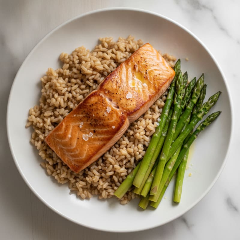 Seared Salmon Fillet with Steamed Asparagus and Brown Rice