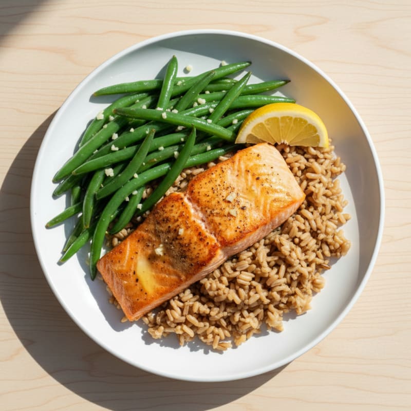 Seared Salmon Filet with Garlic Green Beans and Brown Rice