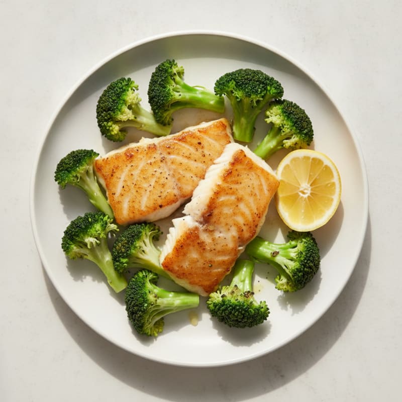 Seared Cod with Steamed Broccoli and Lemon