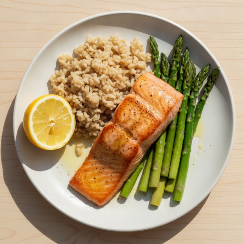 Seared Salmon Fillet with Steamed Asparagus and Brown Rice