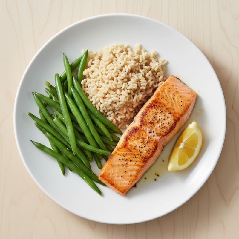 Seared Salmon Fillet with Steamed Green Beans and Brown Rice