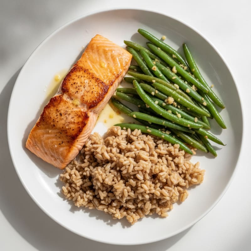 Seared Salmon Fillet with Garlic Green Beans and Brown Rice