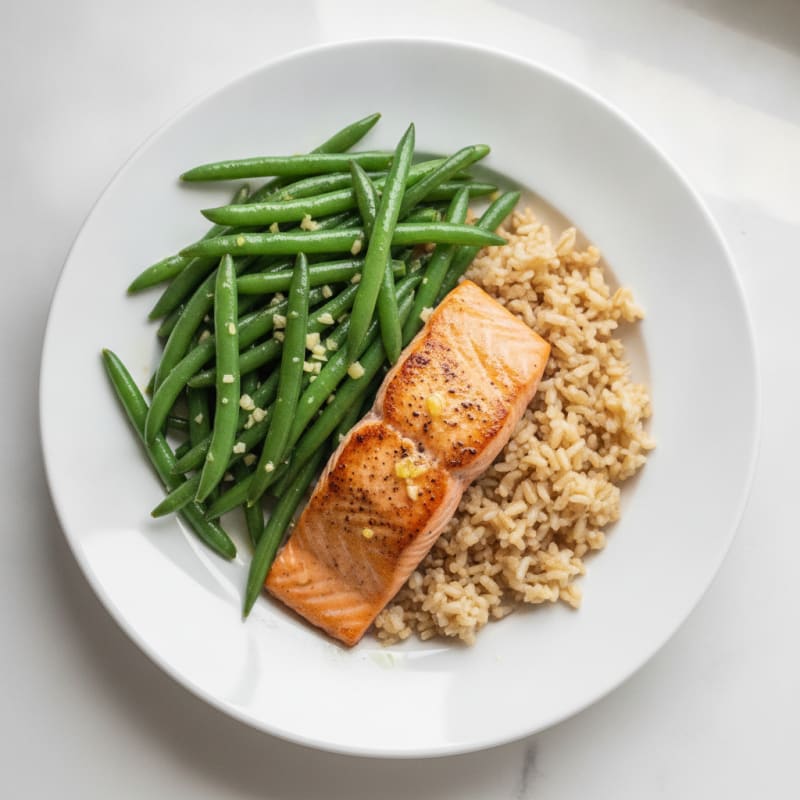 Seared Salmon Fillet with Garlic Green Beans and Brown Rice