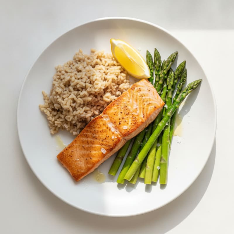Seared Salmon Fillet with Steamed Asparagus and Brown Rice