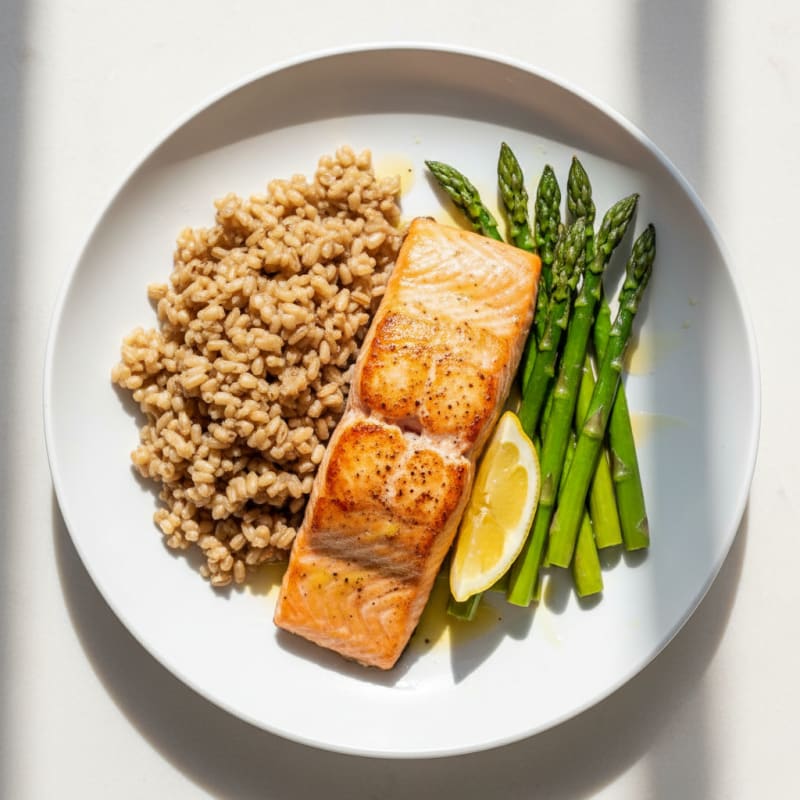 Seared Salmon with Steamed Asparagus and Brown Rice