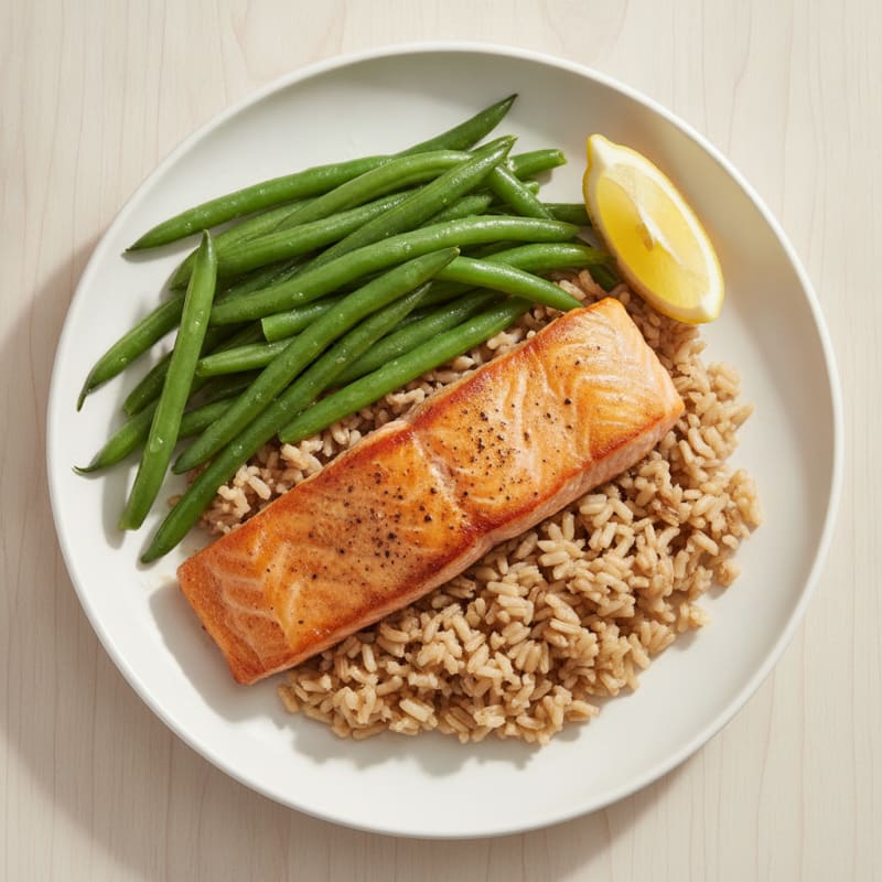 Seared Salmon with Steamed Green Beans and Brown Rice