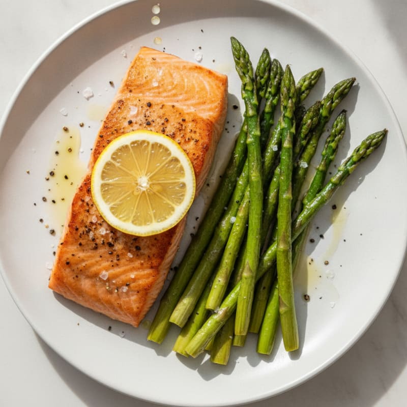 Pan-Seared Salmon with Roasted Asparagus